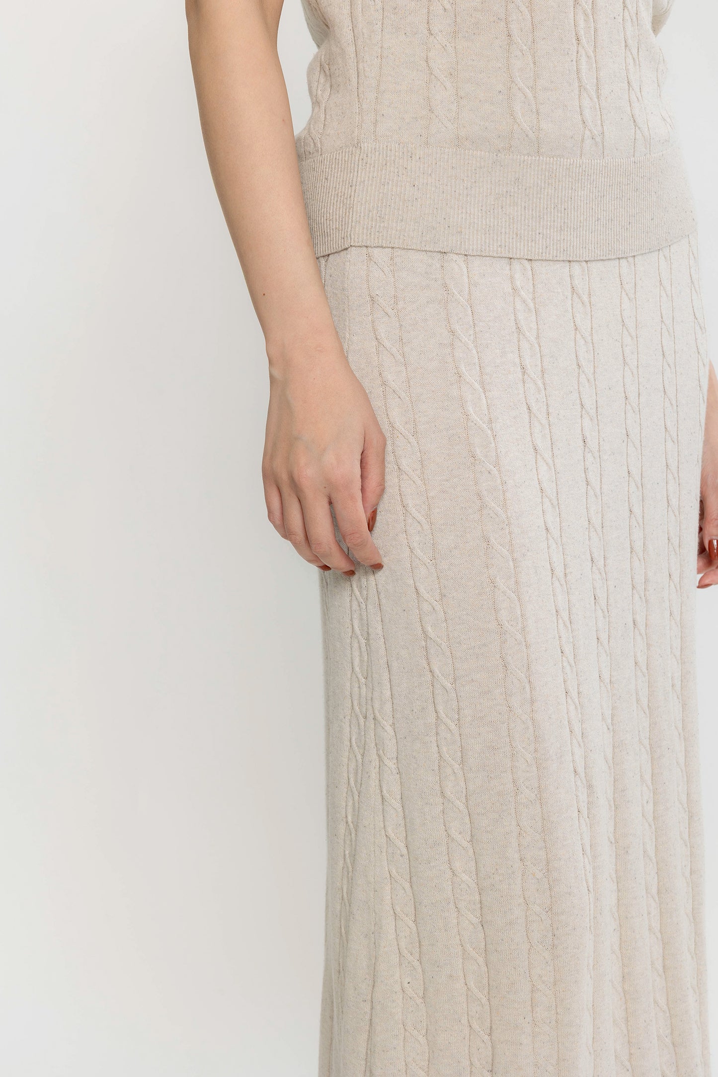 Midi Cable Knit Skirt - Wheat
