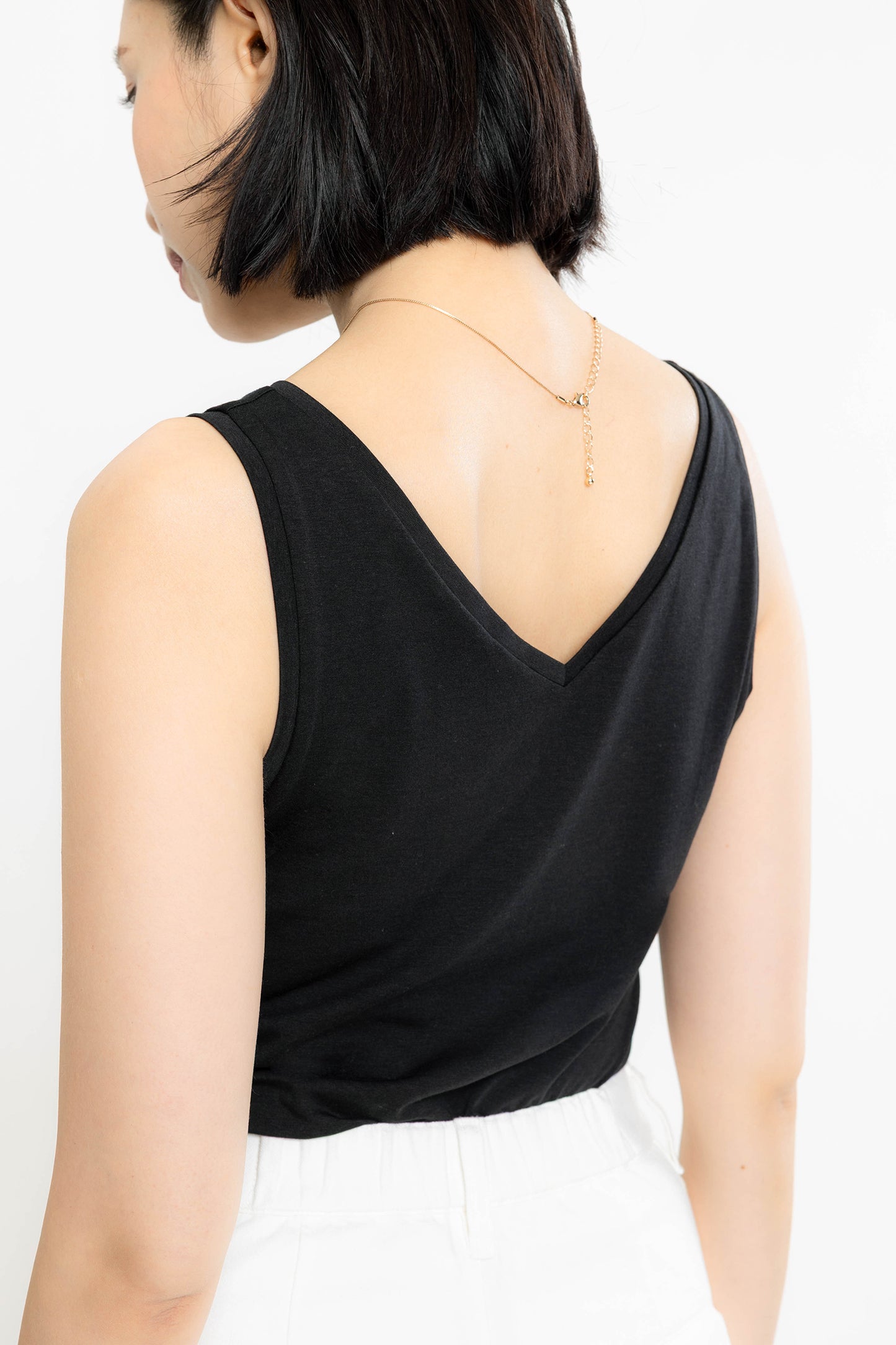 Double-V Jersey Tank - Black