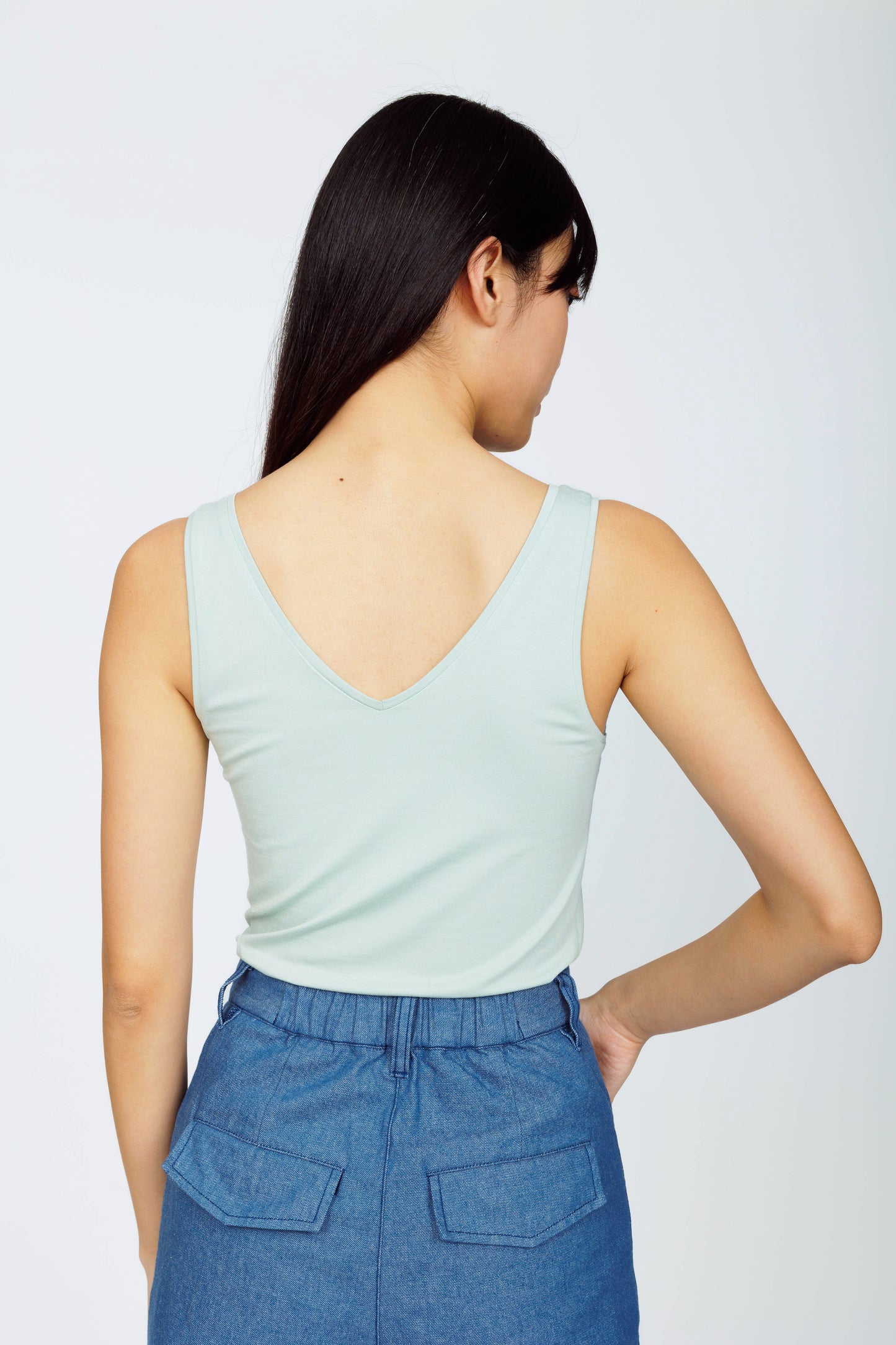 Double-V Jersey Tank - Light Jade