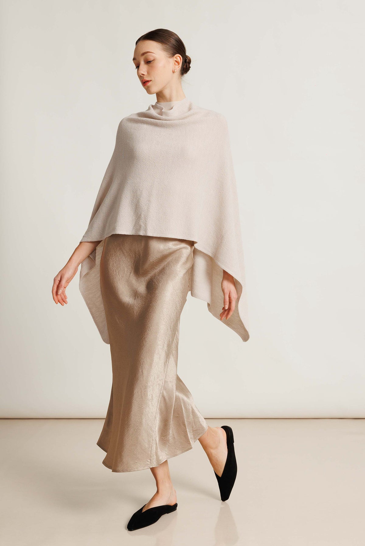 Draped Merino Cape - Biscuit Melange