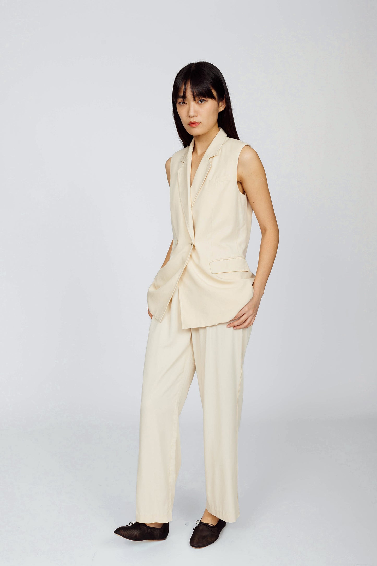 High-waist Tencel Pleated Trouser - Sand
