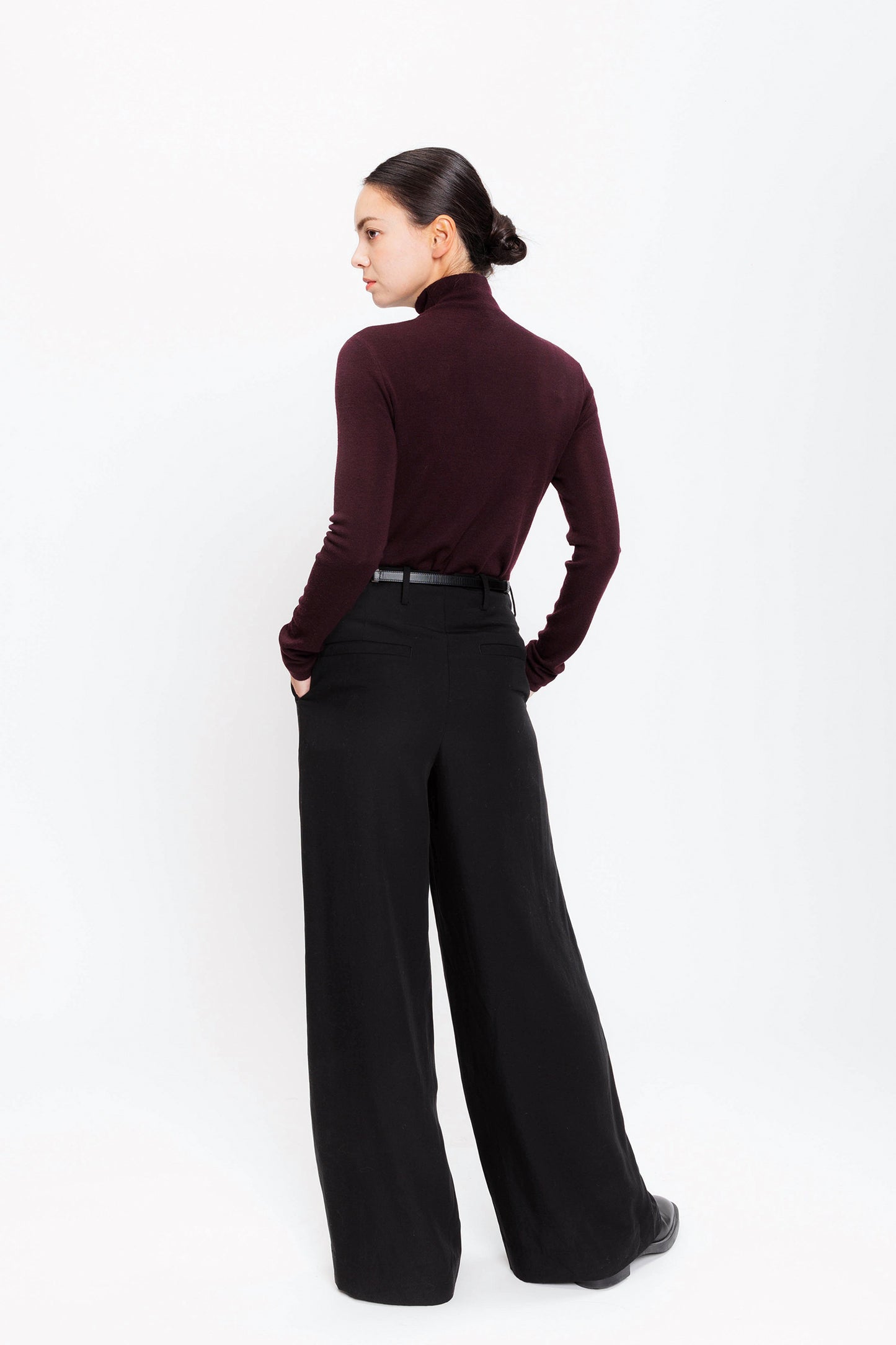 Mockneck Merino Pullover - Black Plum