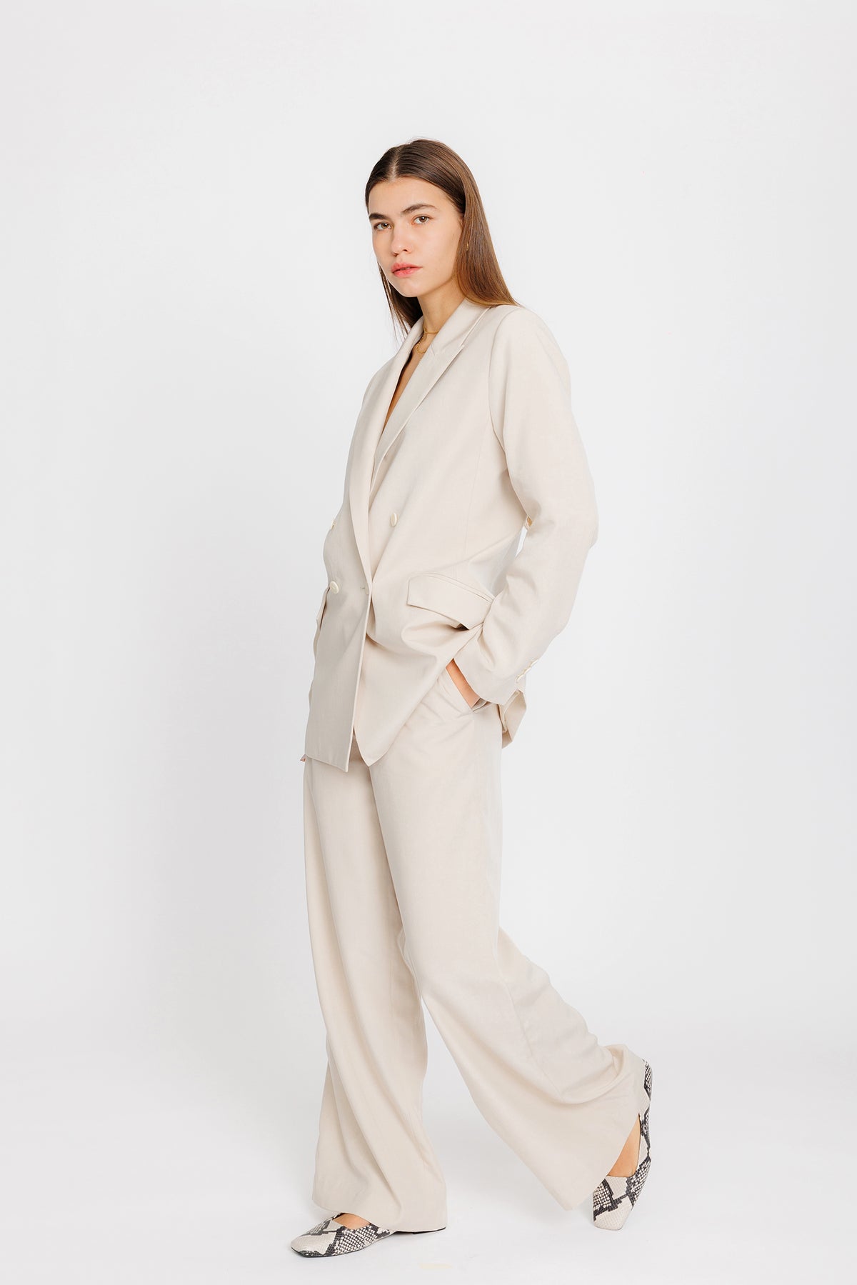 Relaxed Classic Tencel Blazer - Biscuit