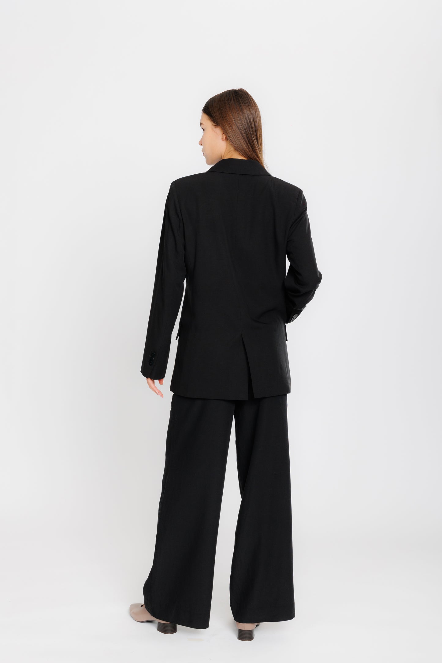 Relaxed Classic Tencel Blazer - Black