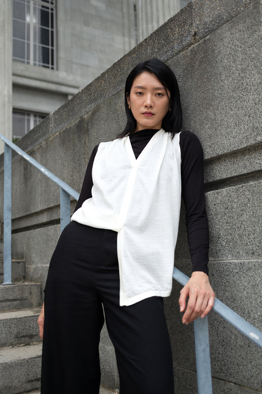 Split-hem Knit Vest - Cream