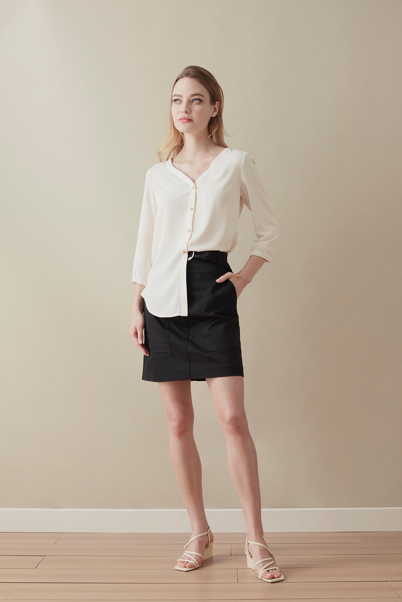 V-neck Easy Shirt - Cream