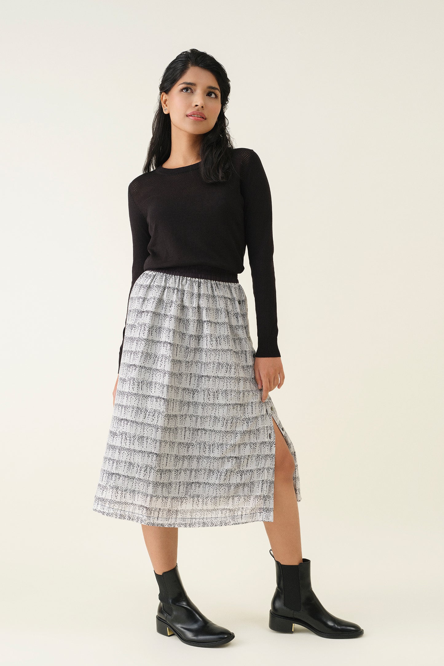 Buttoned Midi Skirt - Black & White Print